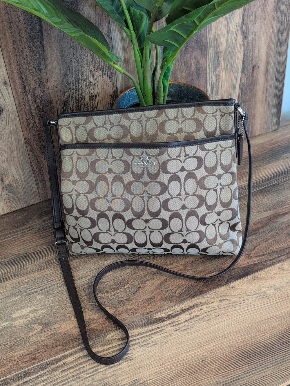 Coach Signature Logo Tan Canvas Brown Leather Trim Crossbody   W352